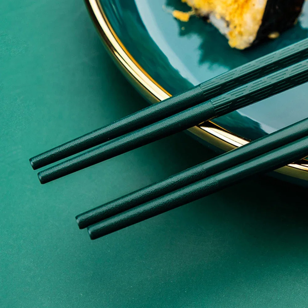 5Pair Reusable Korean Chopsticks Japanese Chinese Chopsticks Food Sushi Sticks Metal Alloy Tableware Palillos Chinos