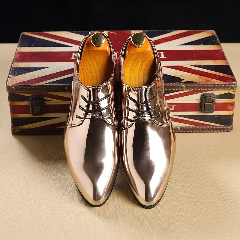 Fashion Trend Patent Leather Men Wedding Shoes Gold Blue Red White Oxfords Shoes Designer Pointed Toe Dress Shoes Big Size 37-48