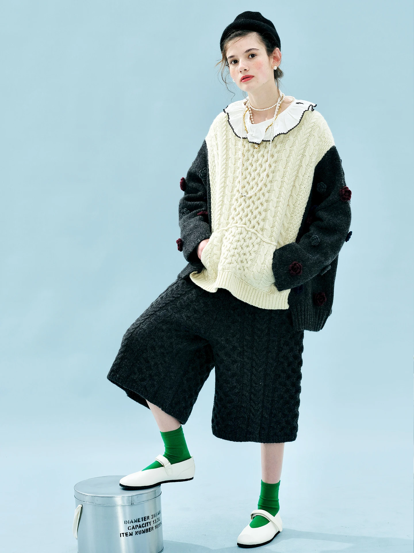 Couleur-bloc pull avec fleurs 3D Aran pull en tricot pour automne et hiver rétro atmosphère douce haut en tricot 255235