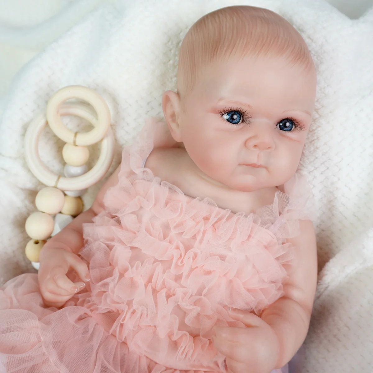 

JOYORA Vivid Reborn Baby Doll Soft Vinyl Realistic Newborn Doll Poseable Real Life Baby Doll with Accessories and Gift Box