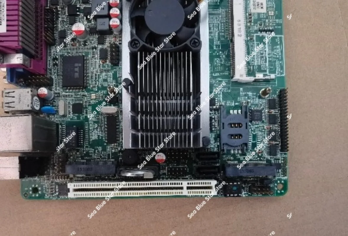 Industrial Control D525 motherboard dual-core quad-thread support DDR3 LVDS with PCI cash register industrial control