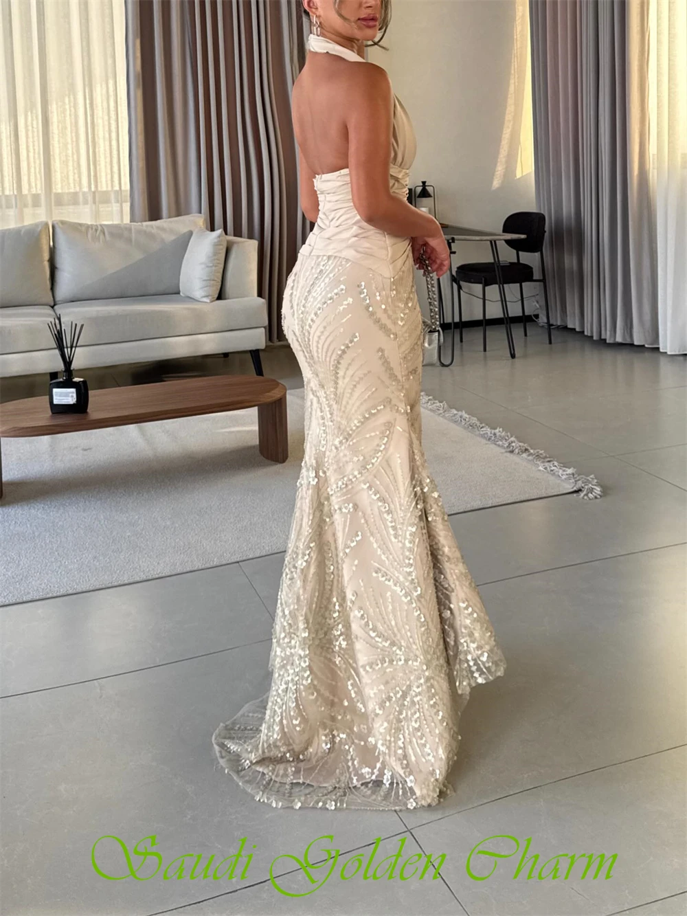 Customized Simple khaki Organza Evening Dress Formal Halter Sleeveless Celebrity Gowns Classic Sequined Backless Party Dresses