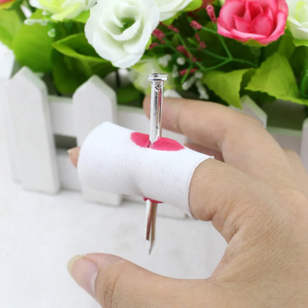

10Pcs Nail Through Finger Prank Halloween Prop Fake Blood Joke Spoof Tool April Fools Day Trick Fun Prank Nail