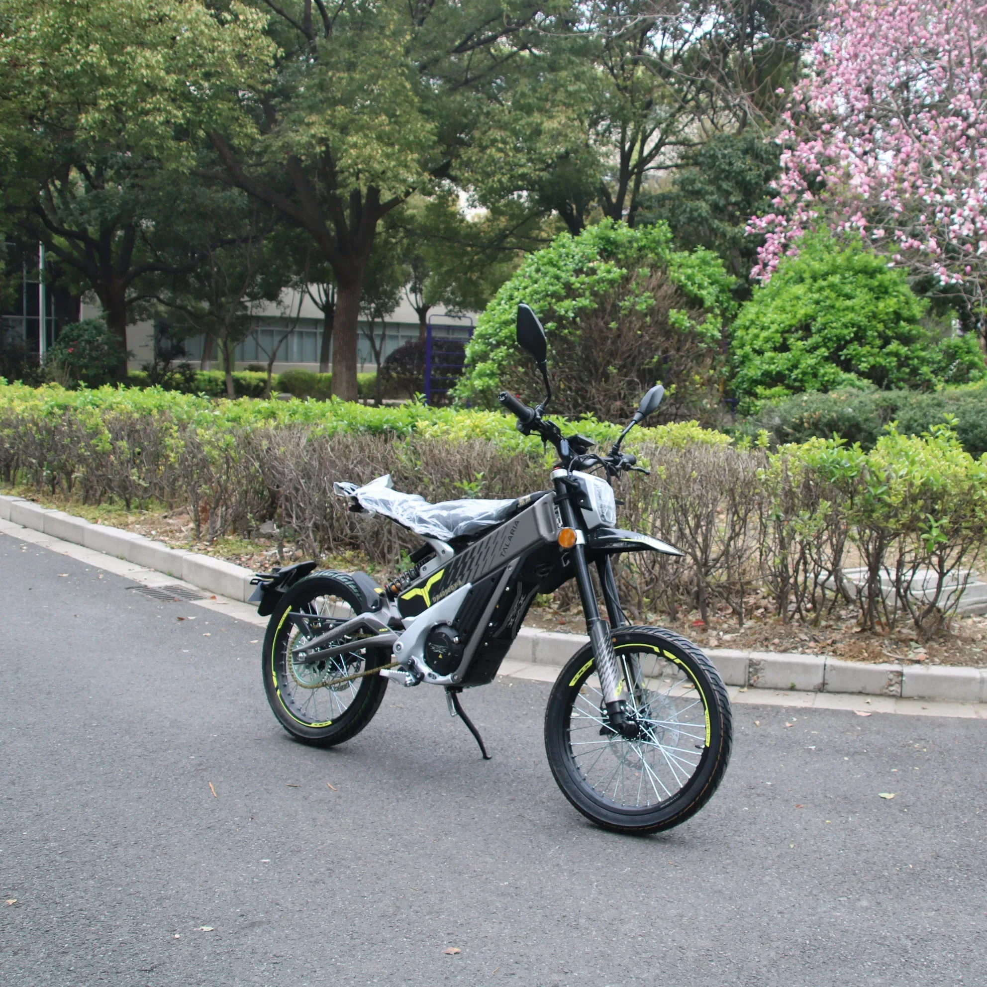 2024 China 100% Original  Ebike 60V 6000W Electric Motorcycle  Off Road Electric Bike For Adults