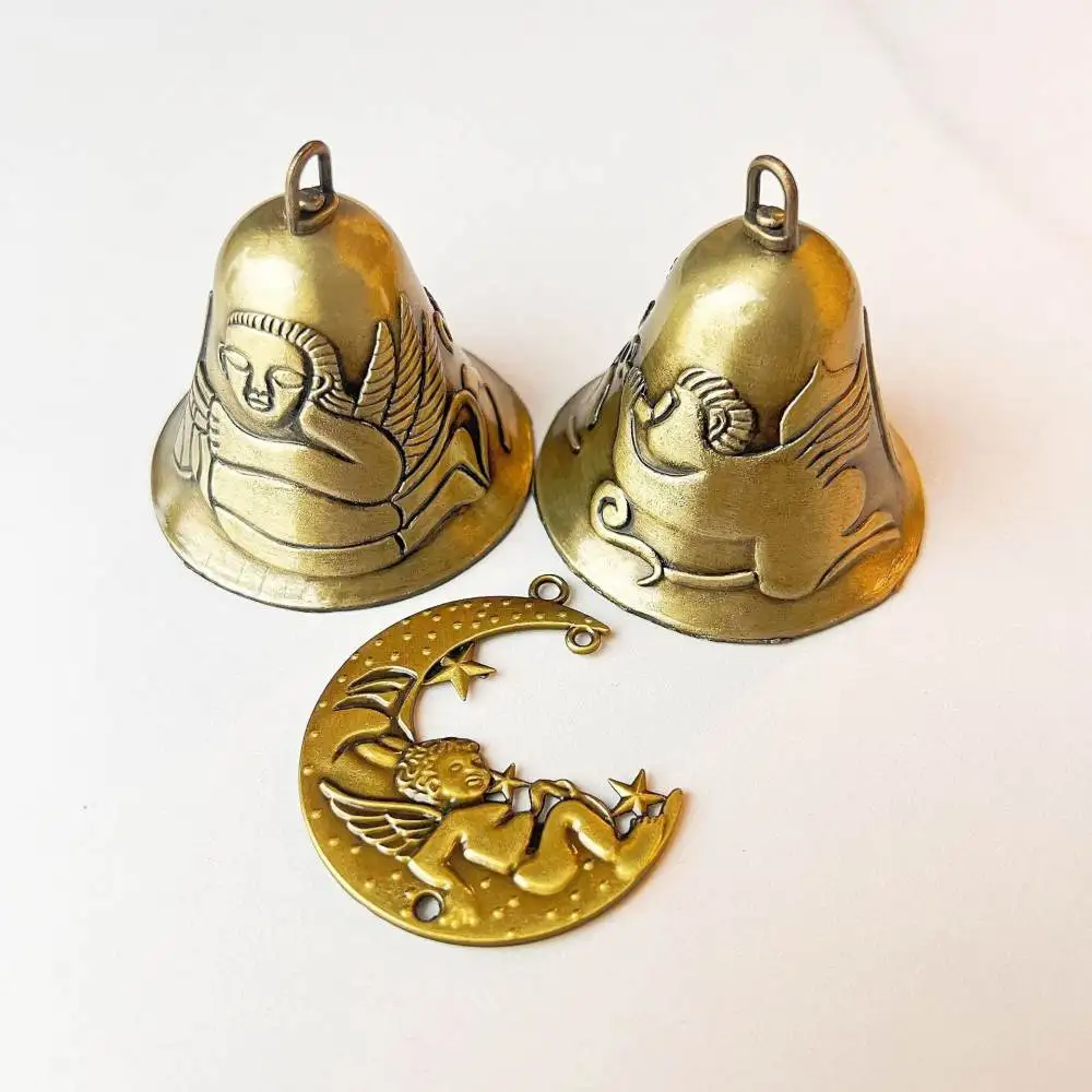Retro Alloy Bell Pendant Traditional Pattern Craft Ornament Ethnic Hanging Decor Art Gift For Festival Birthday Celebration