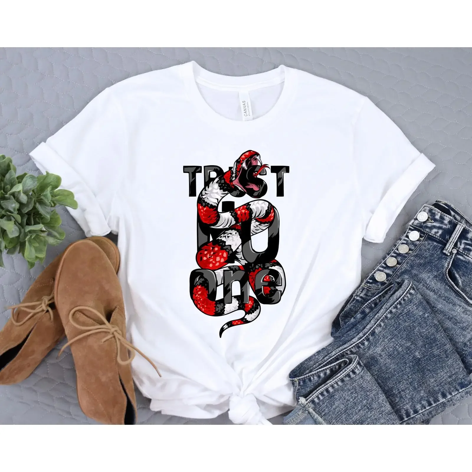 Trust No One Gothic Snake T Shirt Tattoo Style Alternative Dark for Shirtns Streetwear Top vintage Washed Casual Slightly
