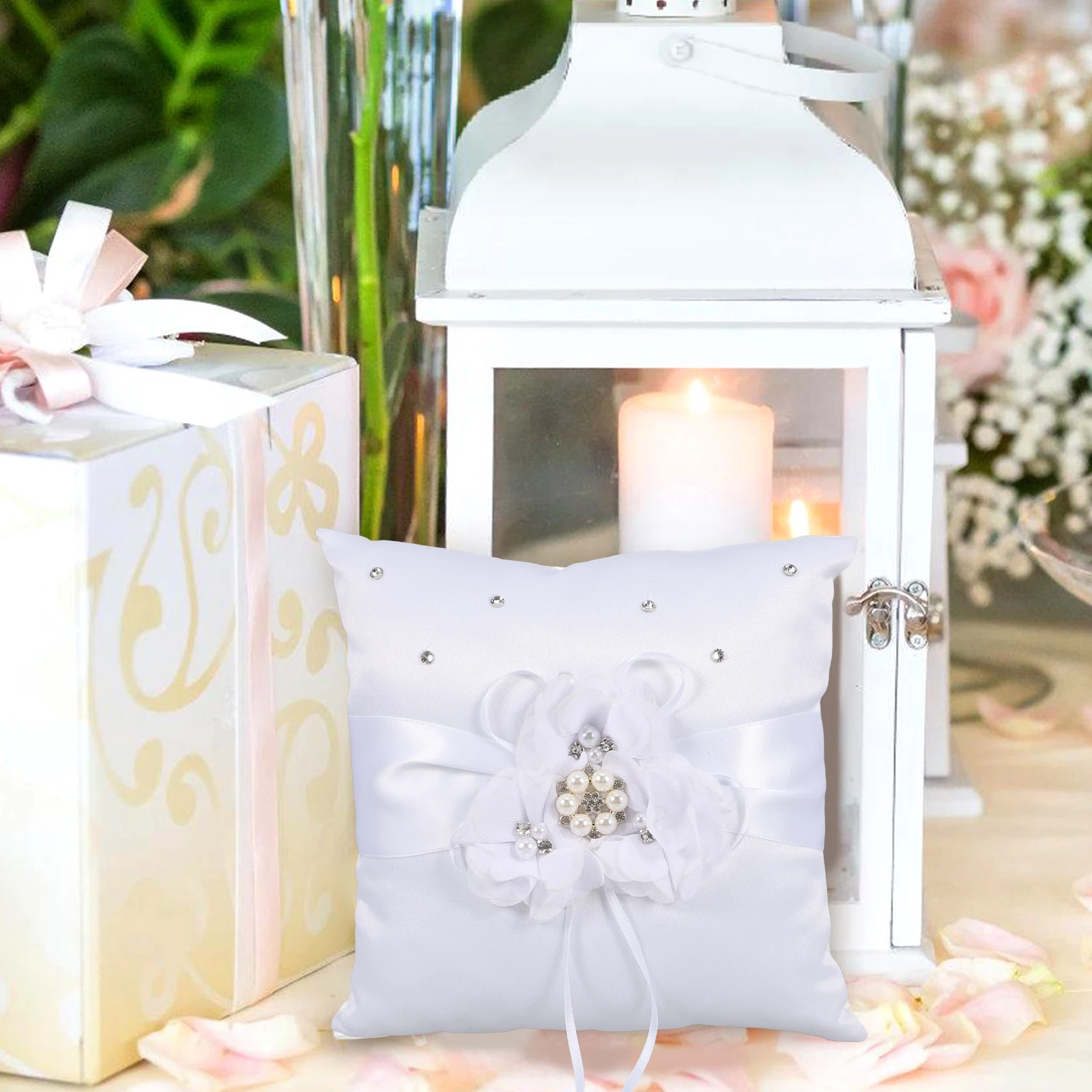 

Flower Ring Pillow 20x20cm Elegant Pearl Ribbon Decorated Wedding Ceremony Bearer Lightweight Soft Texture Compact Size