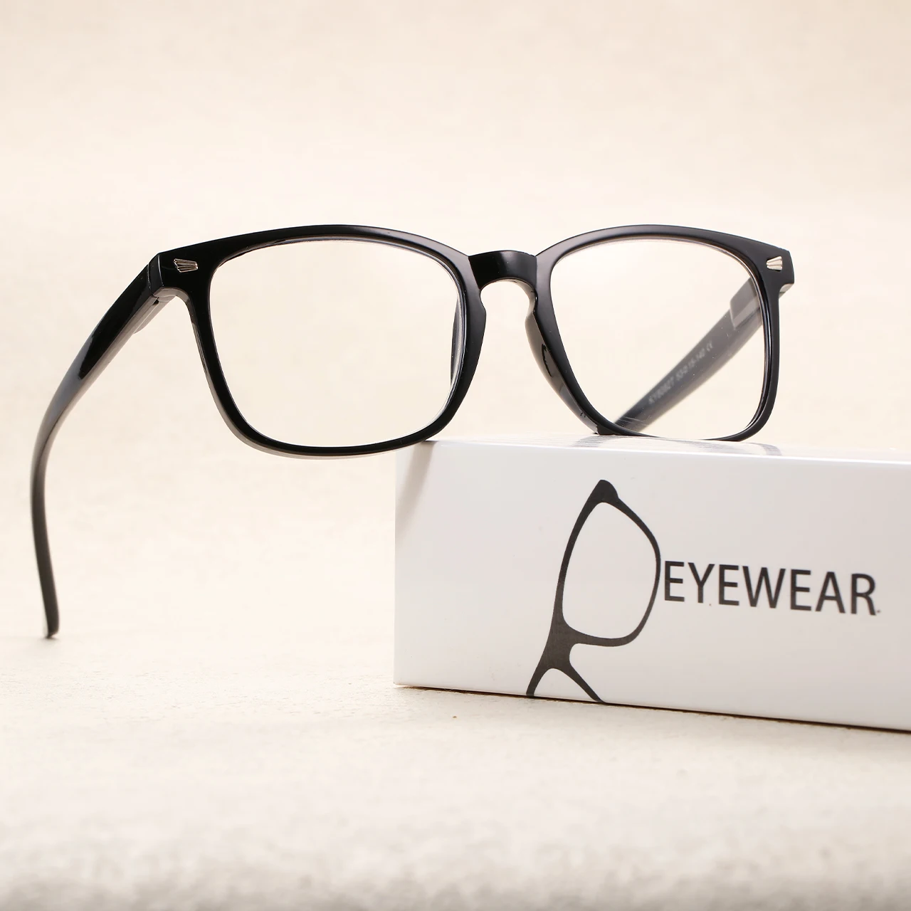 Auto Focus Reading Glasses Men Readers Glasses Rectangle Classic Frame Lightweight Wear Spring Hinge