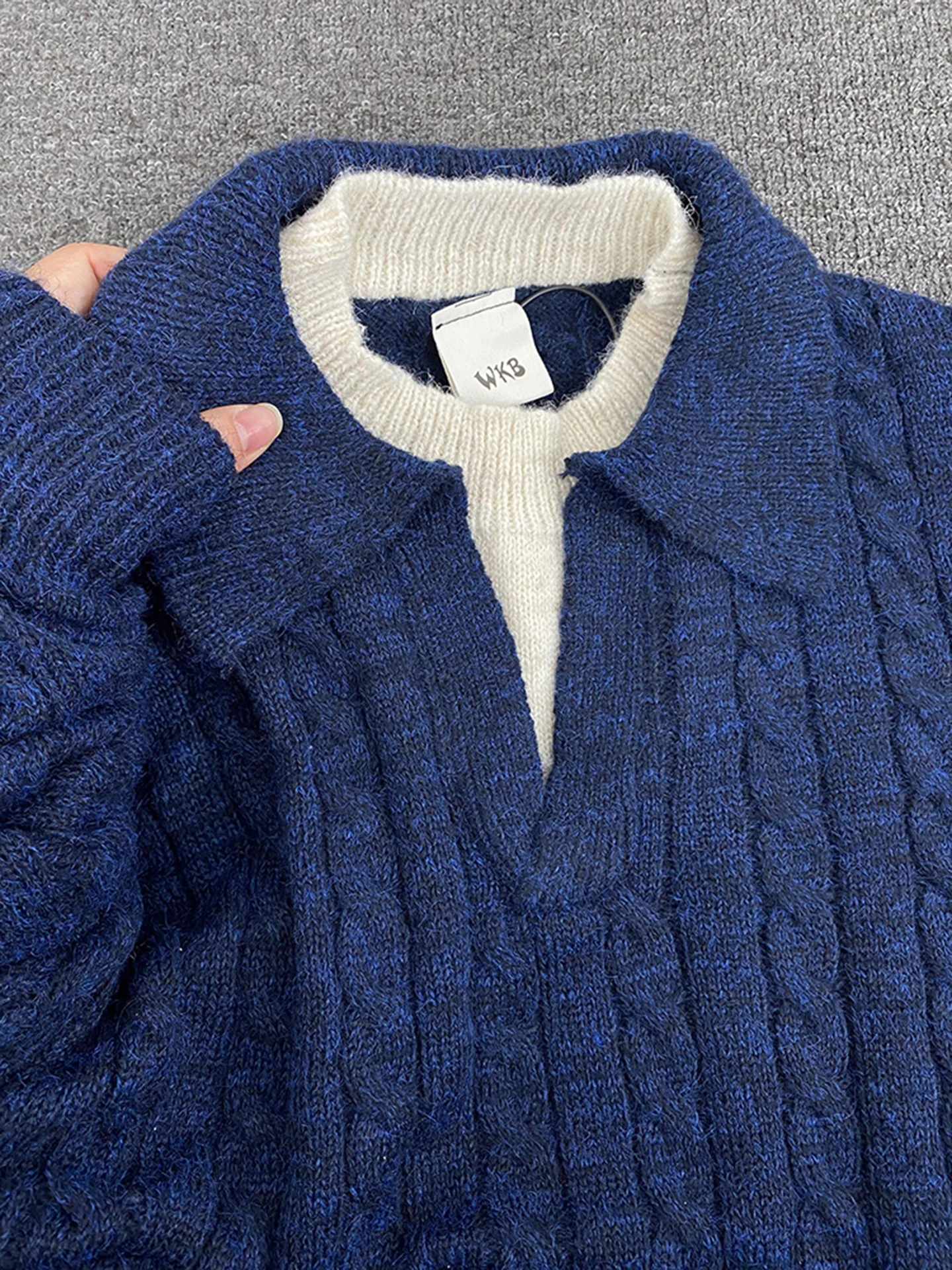 

American Retro Sle Men's Knitted Sweater k Blue Twist Collar Winter Heavyweight Fake Two-Piece Loose Fit Casual Wear