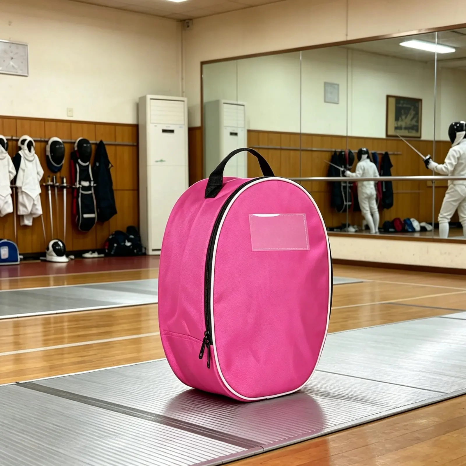 Fencing Headgear Bag Portable Foil Headgear Carrying Bag Fencing Helmet Case Double Fastener Sports Accessory Wear-Resistant view 6
