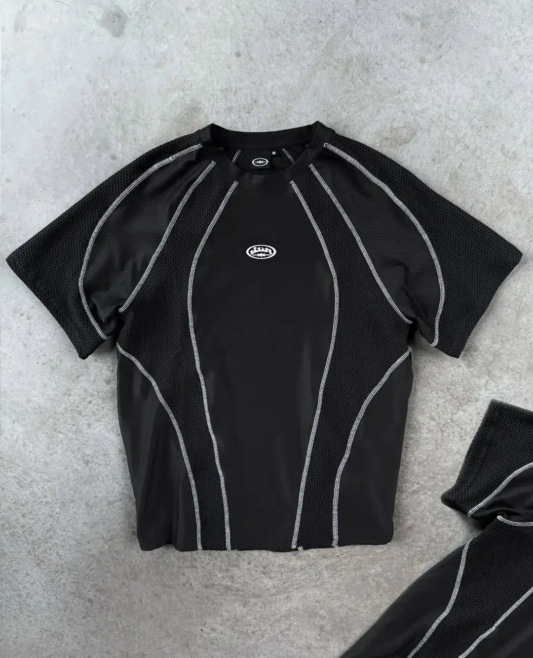 

2025 Striped Mesh Breathable Shirt American Street Harajuku Divin Embroidery Sports Tee Fashion Casual Cotton Short Sleeves Tops