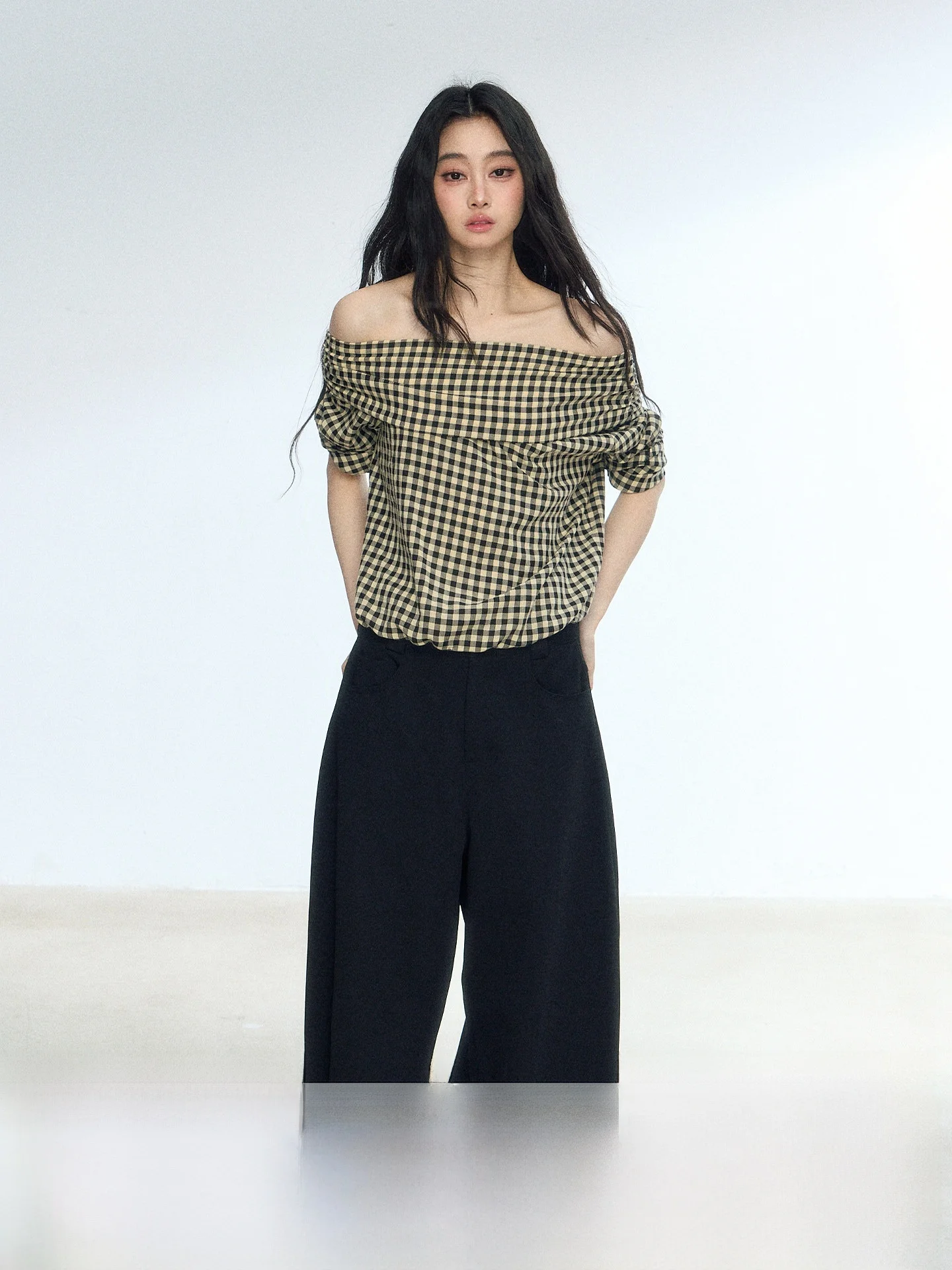 

RedBling Original Design Casual Sle Women's Oversized T-irt with Plaid Pattern oulder Baring Faionable Loose Top