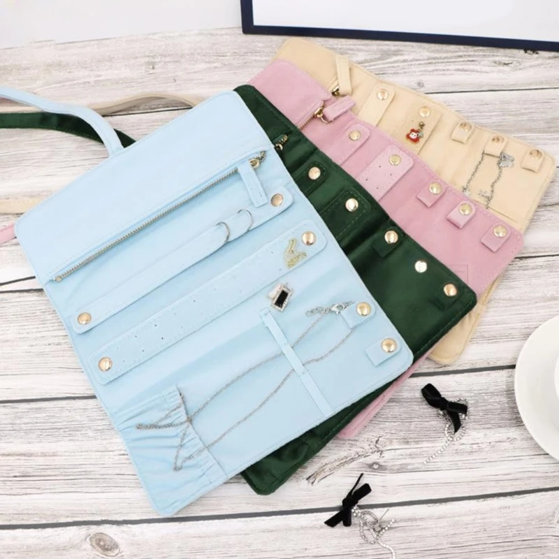 

H7EB Portable Velvety Jewelry Organizers Soft Travel With Mess Release Dividers For Rings Bracelets