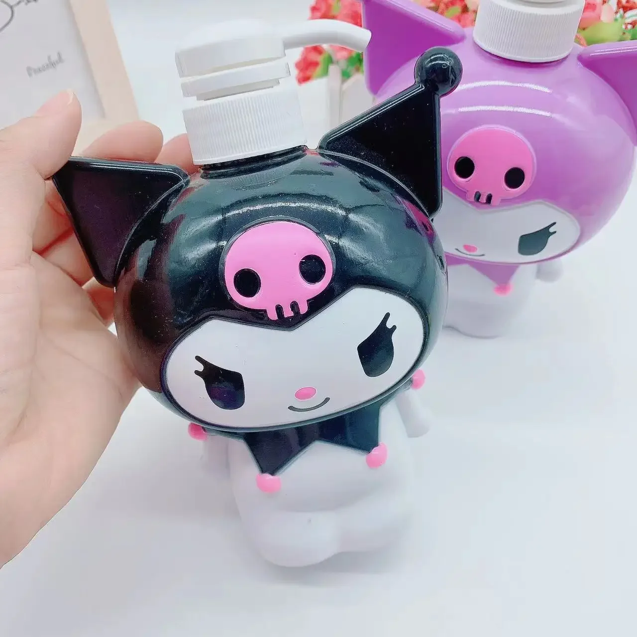 New 2Pcs/Set 700ml Sanrio Kuromi Storage Container Empty Press Bottle Hand Sanitizer Refillable Lotion Body Wash Hotel Bathroom