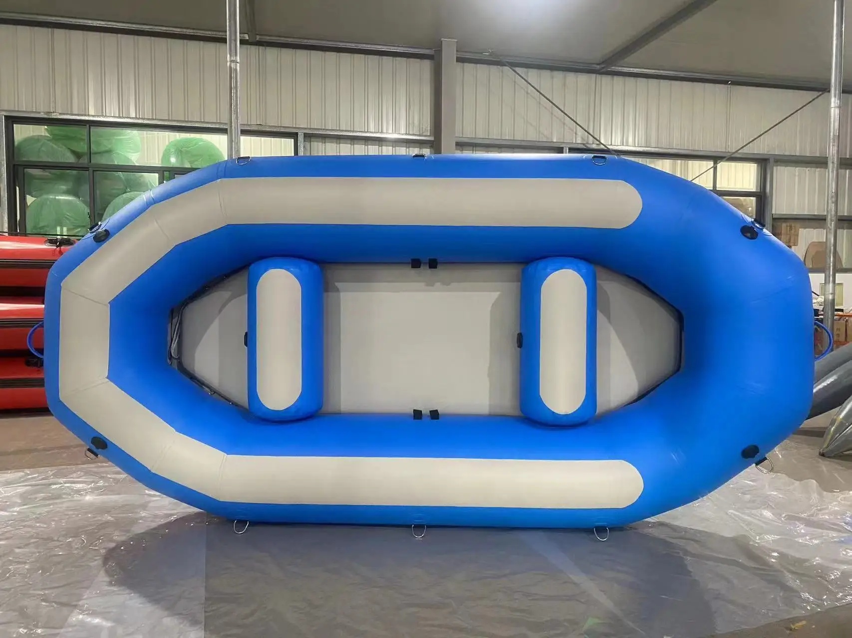 بولي كلوريد الفينيل بولي TPU مقاومة للاهتراء قوارب تجمع المياه البيضاء القابلة للنفخ نمط مخصص متكامل انفصال قطرة غرزة شعاع الطابق