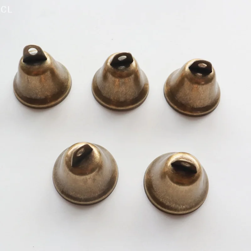 38mm ヴィンテージブロンズジングルベル 牛羊 風鈴作り フェスティバルパーティー 窓 ドア ペンダント 寺院 家庭装飾