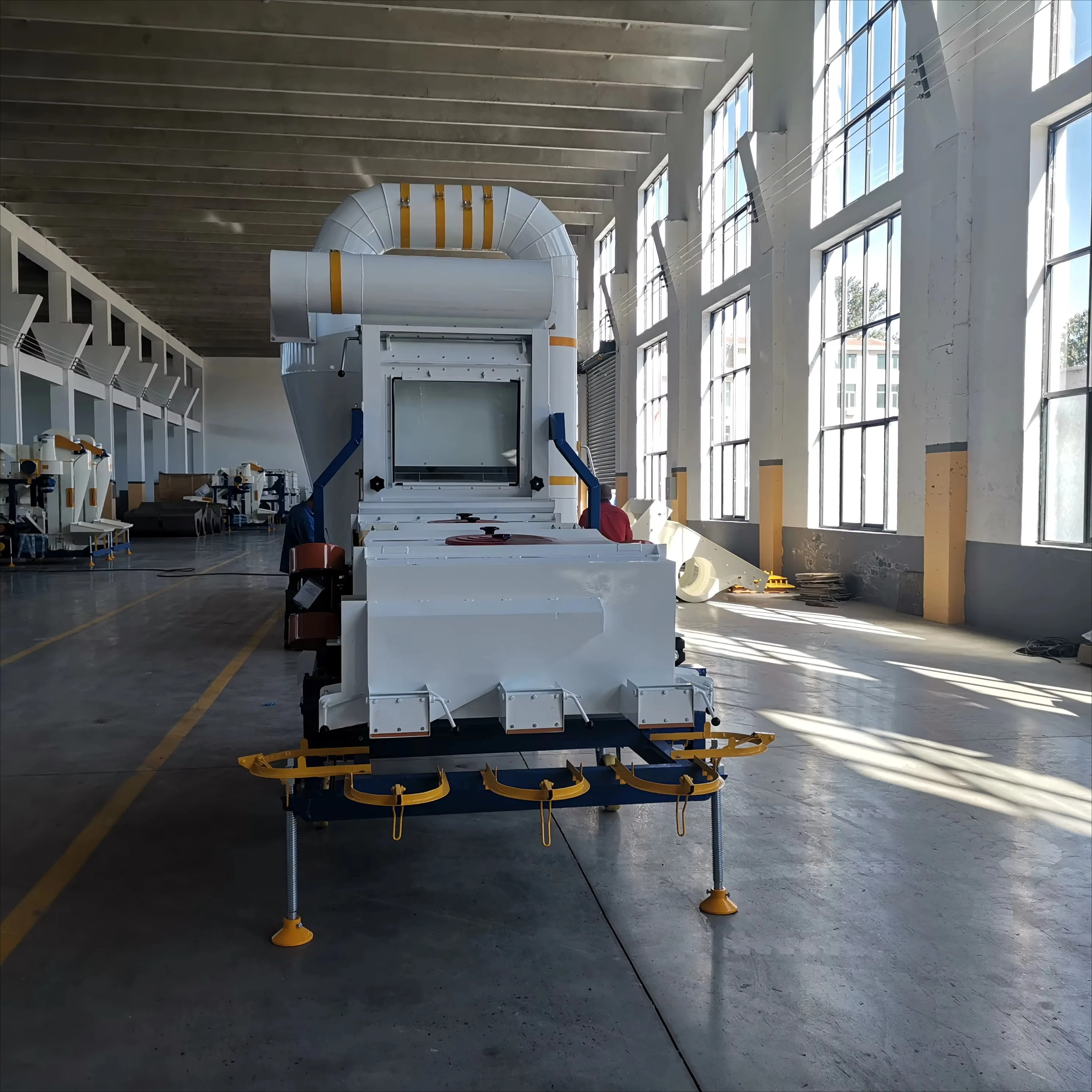 Factory New Big Capacity Seed Processing Equipment Grain Wheat Cleaning Machine