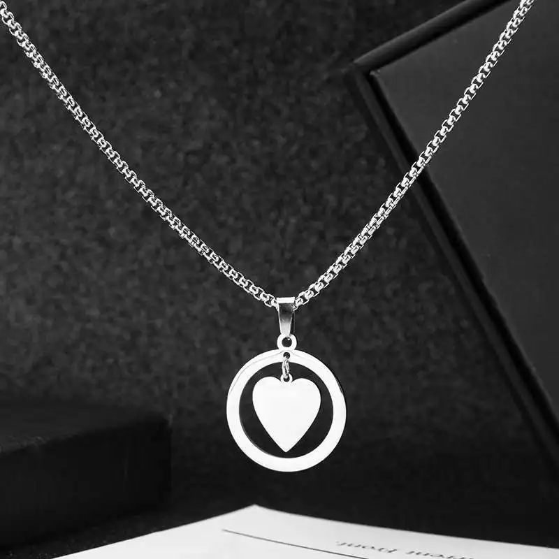 Stainless Steel Round Hoop Pendant Necklace for Men Women Love Heart Charm Neck Chain Necklace Hiphop Kpop Neck Jewelry Gifts