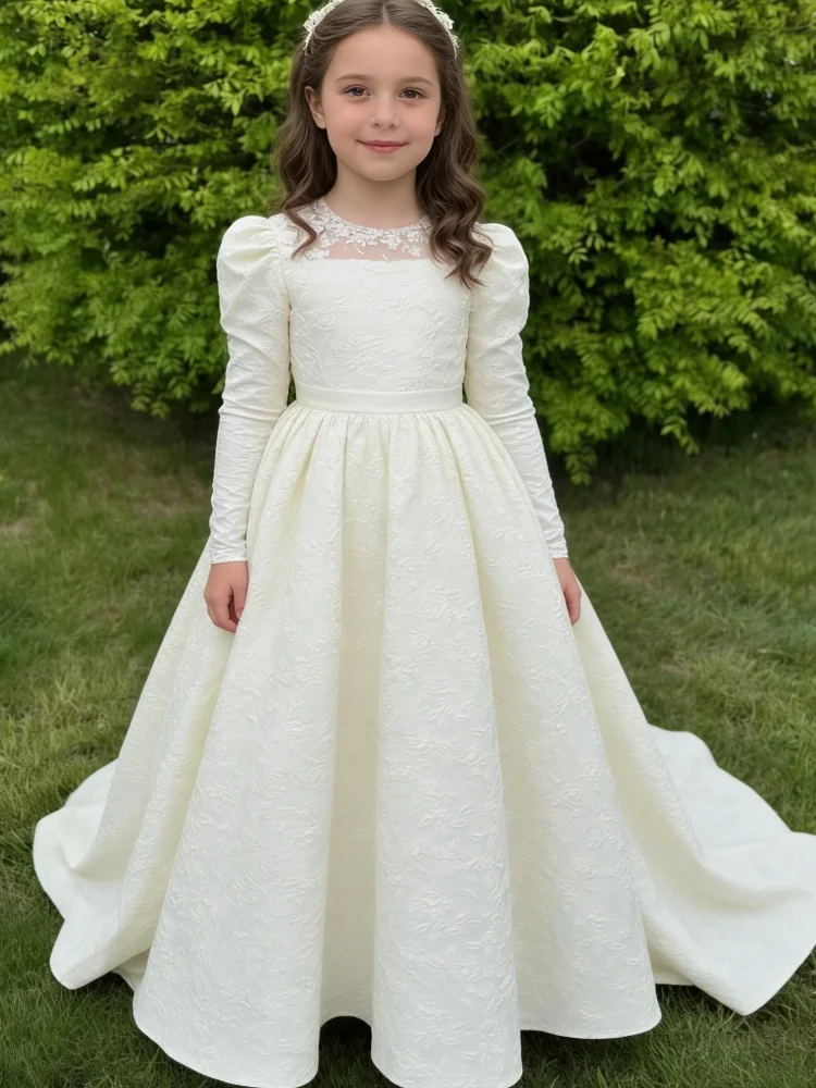 Luxury Ivory Flower Girl Dress with Train Vintage Lace Bridesmaid Dress for Wedding Communion