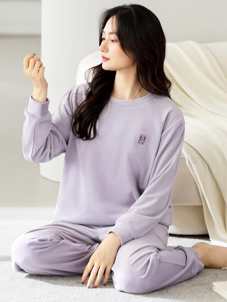 pigiama-da-donna-in-pile-corallo-a-maniche-lunghe-set-di-abbigliamento-per-la-casa-autunno-inverno-stile-semplice-con-ricamo-e-collo-rotondo