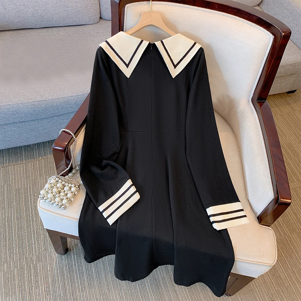 Autumn and winter new plus size women\'s loose casual doll collar long-sleeved dress simple black college style mid-length skirt