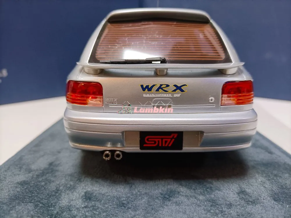 Engup 1/18 For Subaru WRX GF8 1994 Silver Impreza Wagon Wagon Model