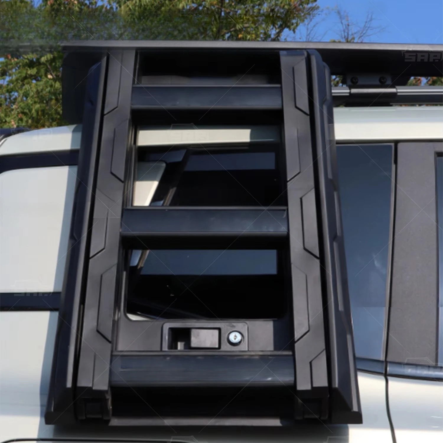 Auto Parts Foldable Adjustable Side Climbing Door Ladder Aluminum Foldable Side Ladder for Chery Jetour T1 Accessoriescustom