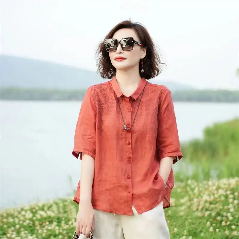 

Женская рубашка больших размеров, весна-лето, новая, из хлопка и льна, с вышивкой, тонкая, с рукавом до локтя, верхняя одежда, на пуговицах, в художественном стиле, для повседневной носки
