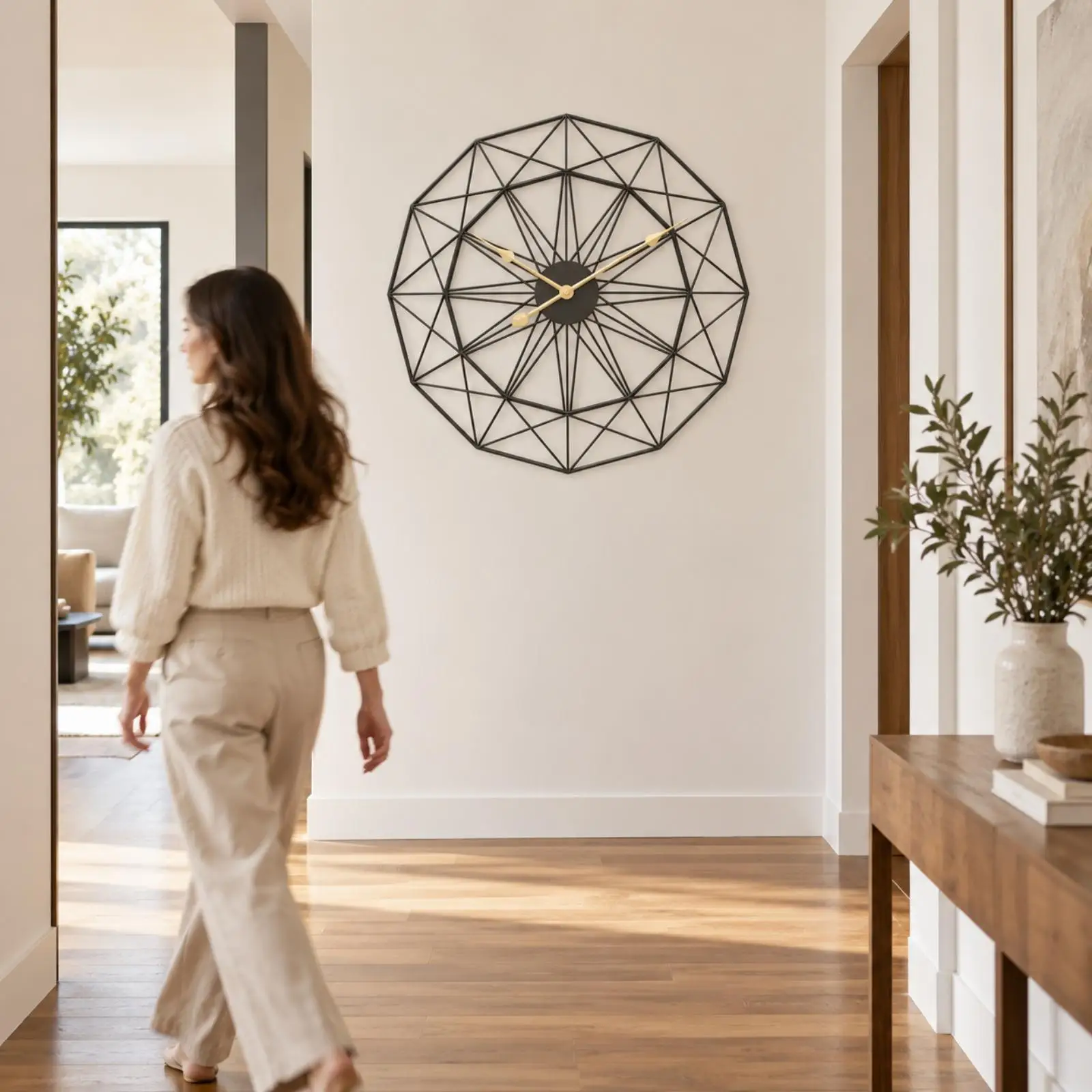 Large 60cm Iron Wall Clock Geometric Polygonal Design Silent Mechanism for Bedroom Home Decor Stylish
