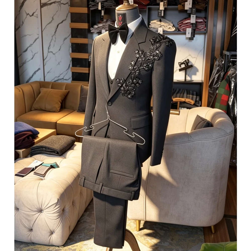 

Luxury Men Suit 2 Piece Single Breasted Crystals Beaded Slim Fit Tuxedo Customized For Wedding Groom Business Dinner Prom