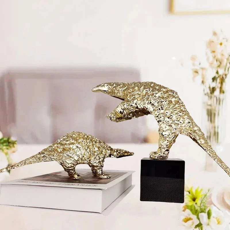 Gold-plated Pangolin Animal Statue Abstract Artwork Desk Decoration Ornaments Golden Pangolin Sculpture Room Aesthetics Decor