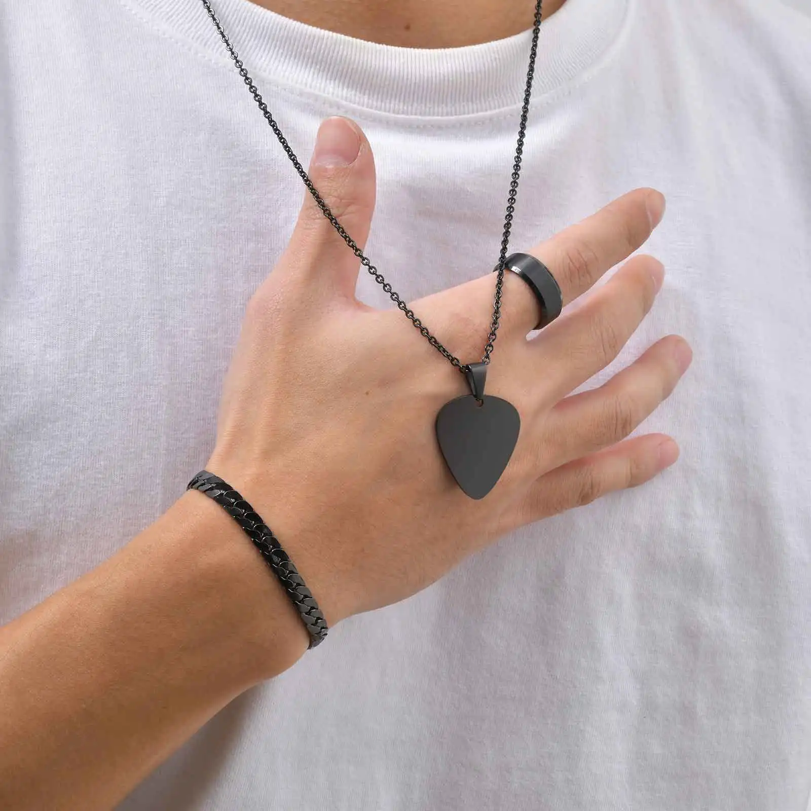 

Vnox Men's 3pcs Stainless Steel Jewelry Set, Guitar Pick Pendant Necklace Classic Plain Ring Cuban Chain Bracelets Jewelry Set