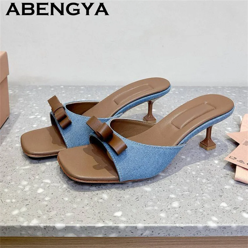 

2025 New Square Peep Toe Mid Heels Slippers Women Denim Blue Multicolour Bow Mules Shoes Summer Sexy Fashion Party Shoes Mujer