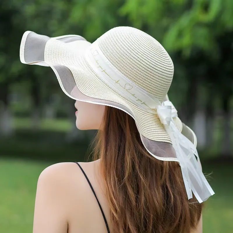 2026 Neuer Strand-Strohhut für Damen im Sommer Koreanischer Stil Breiter Rand Sonnenschutzhut Vielseitiger Modischer Urlaubs-Strandhut