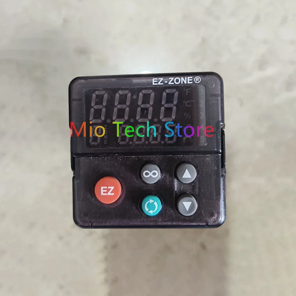 EZ-ZONE Temperature Controller PM6C2FK-1AAAAAA