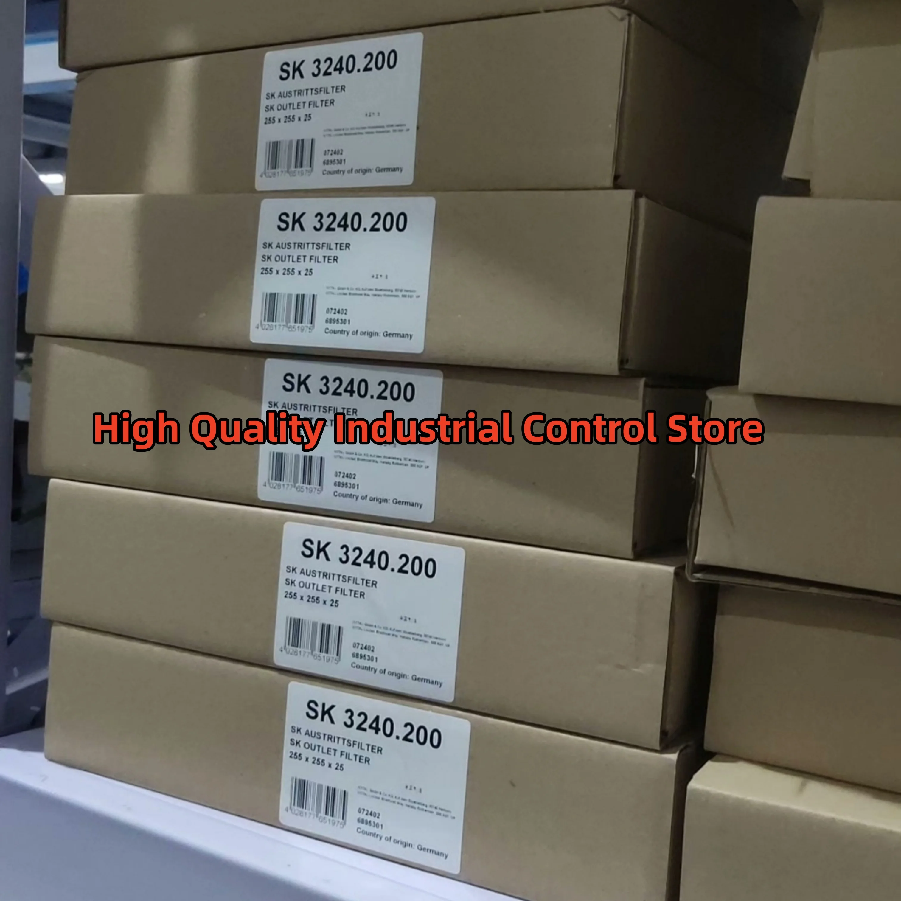 

Фильтр марки SK3323.207 SK3325.207 новый