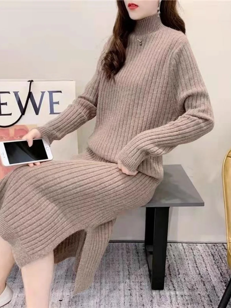 Jesienno-zimowa nowa sukienka z grubego dzianiny dla kobiet Luźna średnia do długa sukienka z półwysokim kołnierzem W311