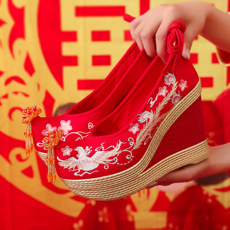 Xiuhe – chaussures de mariage à talons Super hauts pour femmes, augmentant la hauteur pour vêtements chinois Han, rouge, Style ancien brodé