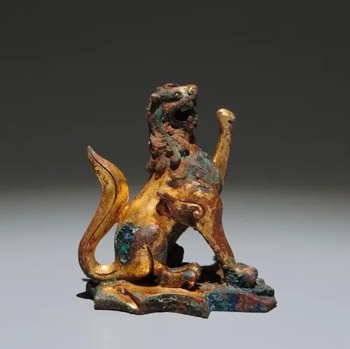 4.3''Old chinese Dynasty Bronze Ware 24 K Gold Foo Fu Dog Guardion Lion statue