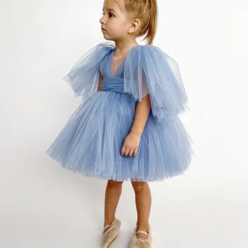 Einfache feste Tüll Blumen mädchen Kleid Kinder knielange Rüschen gefaltete Design Ärmel niedlichen Tüll V-Ausschnitt Performance-Kleid