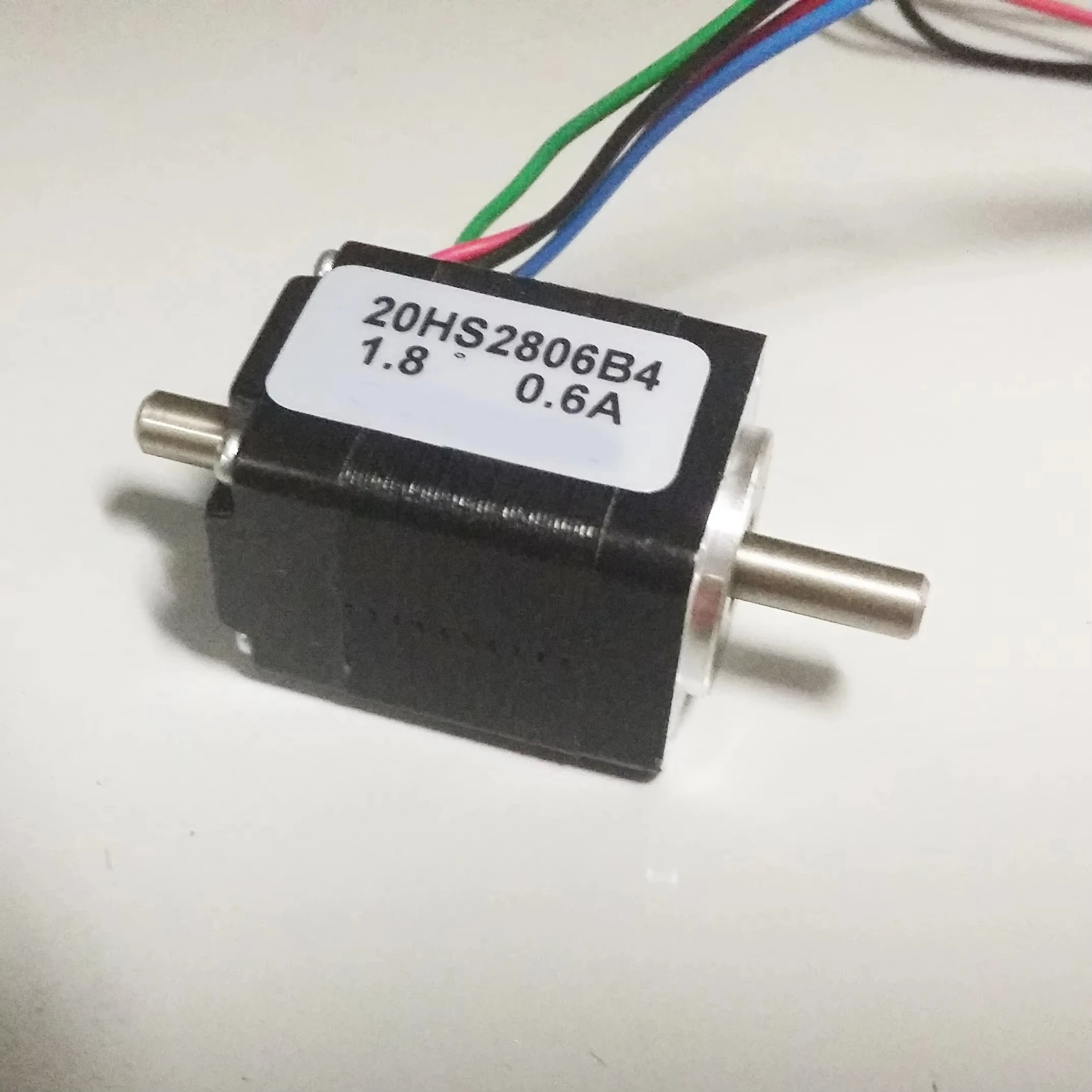 4-Wire NEMA 8 Stepper Motor Fuselage Length 28mm Step angle 1.8° Single Dual Output Shaft 1.4N.cm Current 0.6A/0.2A