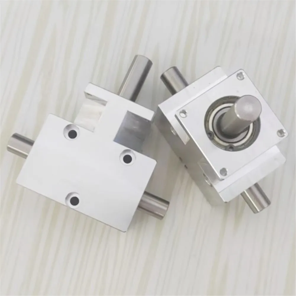 Angle gear 1:1 helical bevel gear shaft 12mm codirectional double output shaft 90 degree differential gearbox
