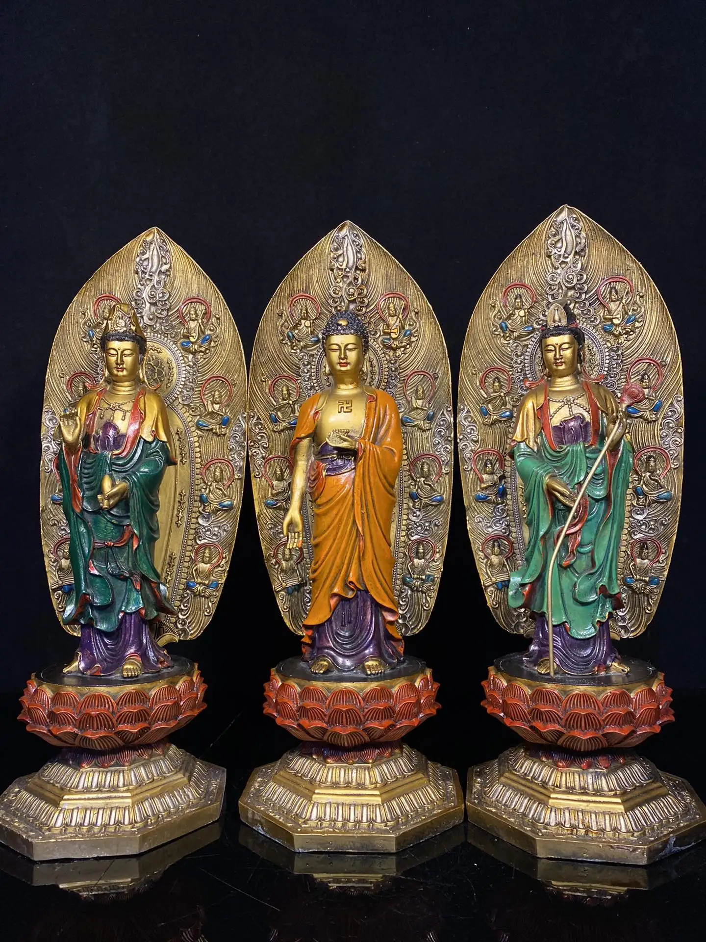 

16"Tibetan Temple Collection Old Bronze Painted Three Sages Guanyin Shakyamuni Buddha Backlight Lotus Platform Worship Hall