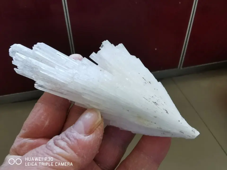 4.93” Natural Mineral Crystal Scolecite Flower Rock Specimen