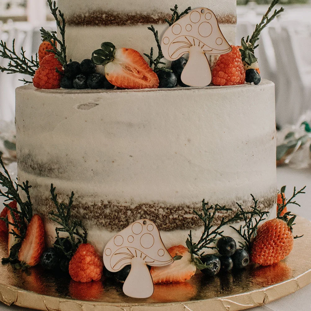 

20Pcs Wooden Mushroom Slices Natural Unfinished Wood Chips with Hole for DIY Painting Handicrafts Home Decor Garden Wedding