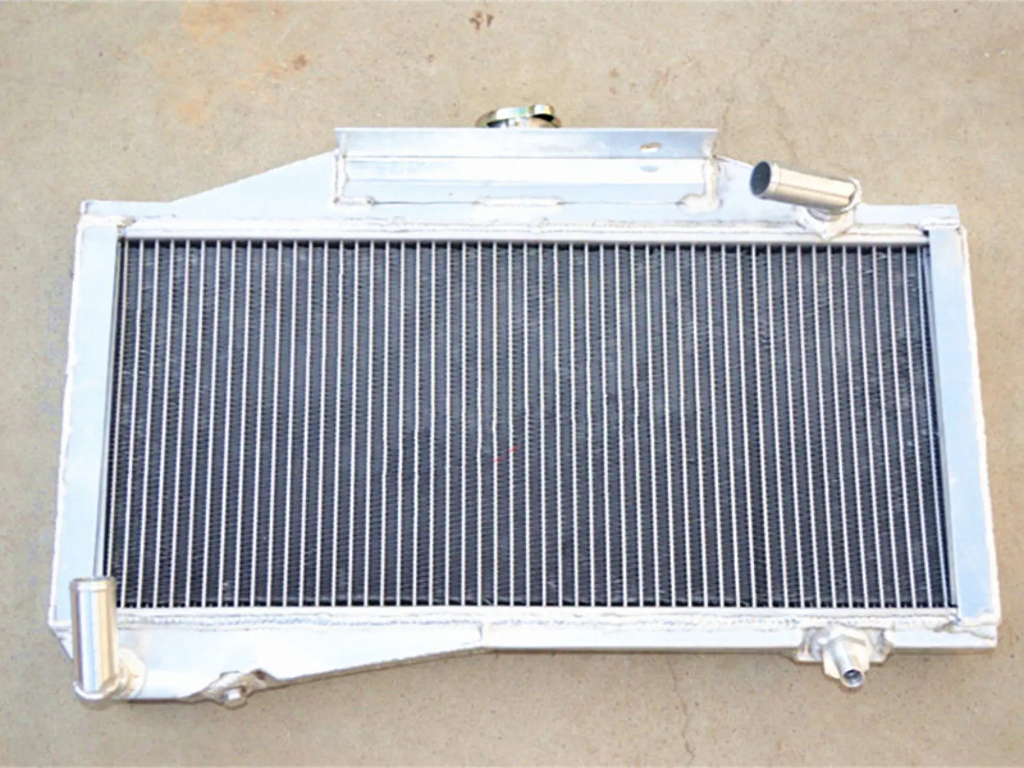 

New Aluminum Radiator For 1955-1971 MORRIS MINOR 1000 948/1098 MT 1955 1956 1957 1958 1959 1960 1961 1962 1963 1964 1965 1966