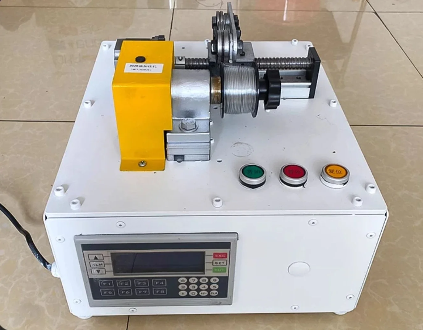 MF-4616 Computerized Coil Winding Machine 0.5-0.9mm Wire Fast Coiling Speed Custom Disc Fixtures Easy Operation