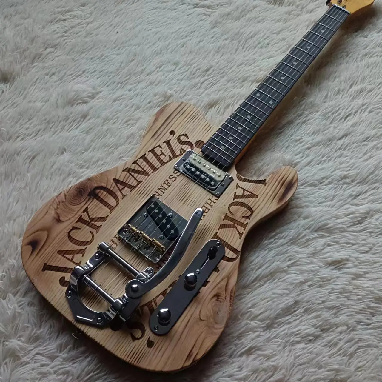 Chinese Factory Produces 6-String Natural Wood Colored Guitar Musical Instruments Entertainment