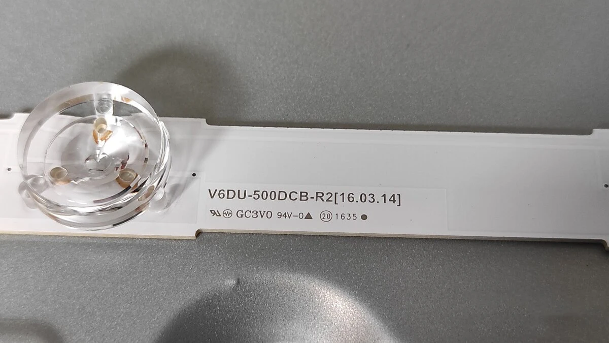 

Светодиодная лента для UE50KU6020 UE50KU6070 UA50MU6150 UE50KU6075 UE50KU6090 UE50KU6095 UE50KU6099 UA50KU7001 UA50MU6153 CY-GK050HHNVAH