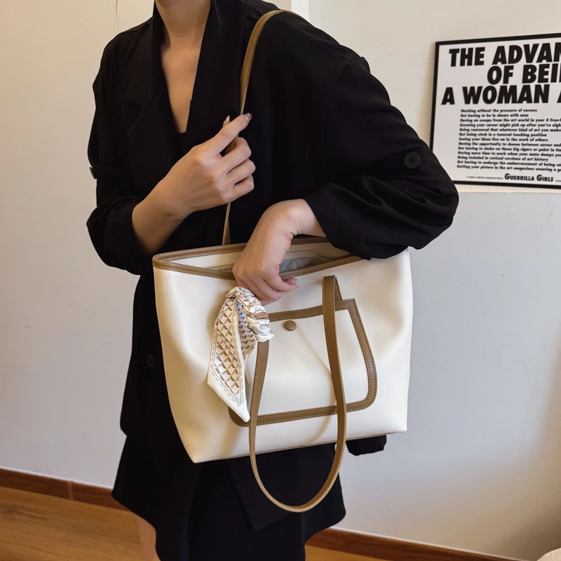 

Retro Stylish Diaper Bag For Women Luxury Crossbody Handbag High-End Designer Minimalist Elegant Large Capacity Tote Bag